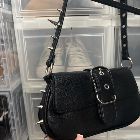 Spiked bag - Picture 1 of 4